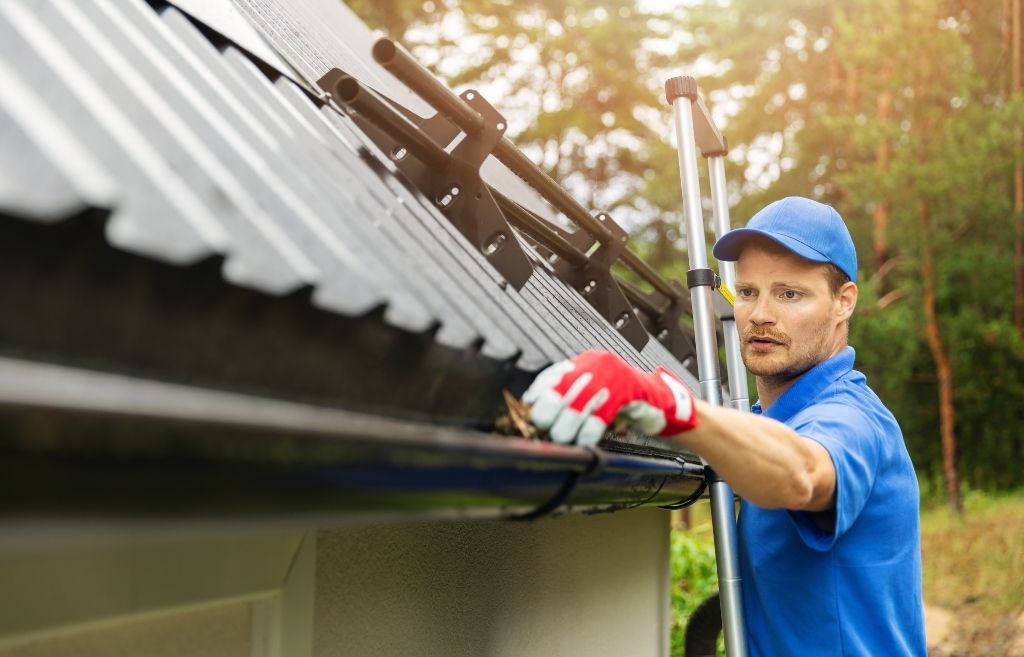 Gutter Cleaning Orange County